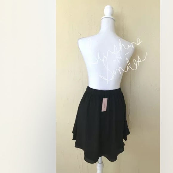 Banana Republic CREPE U-SHAPED HEM BLACK TIERED SKIRT #224681 w/ Inseam Pockets - Picture 5 of 10